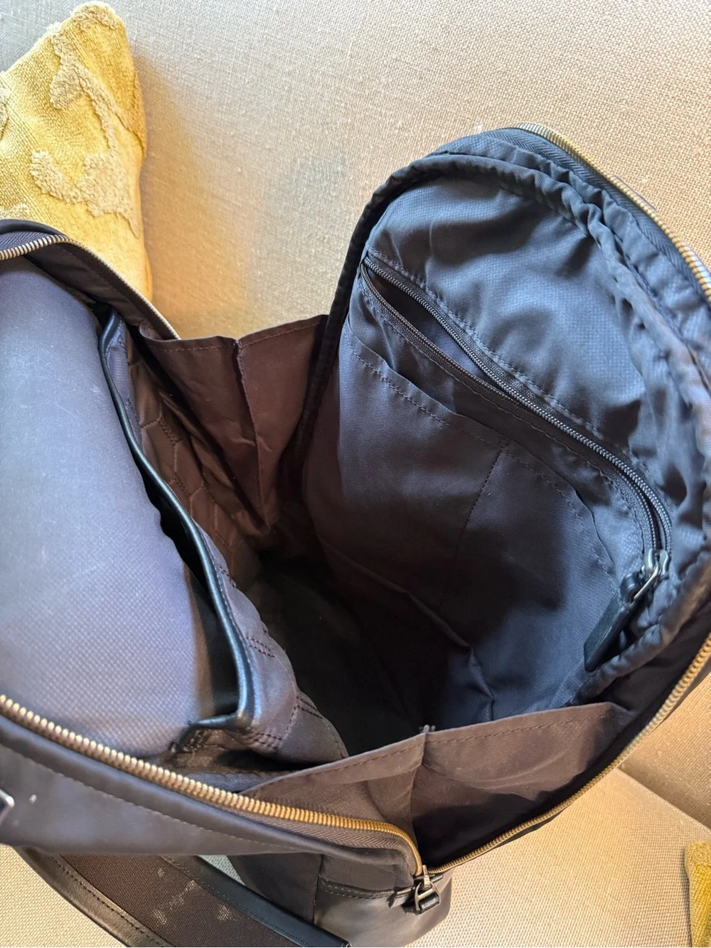 Men's Tumi Black Everyday Nylon Backpack - Harrison Bates style 66011D